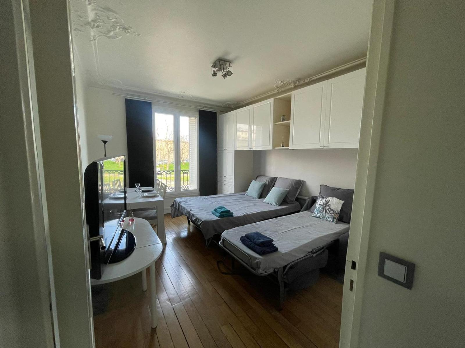 Appartement Lumineux A Arcueil-Cachan Екстер'єр фото